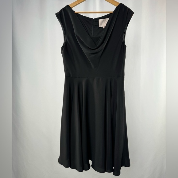 NWT Gal Meets Glam Maya Dress in Black Size 8 - Picture 3 of 8